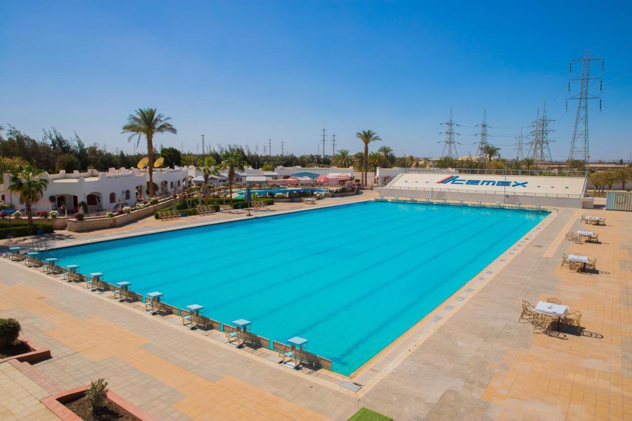 Assiut Cement Hotel Bagian luar foto