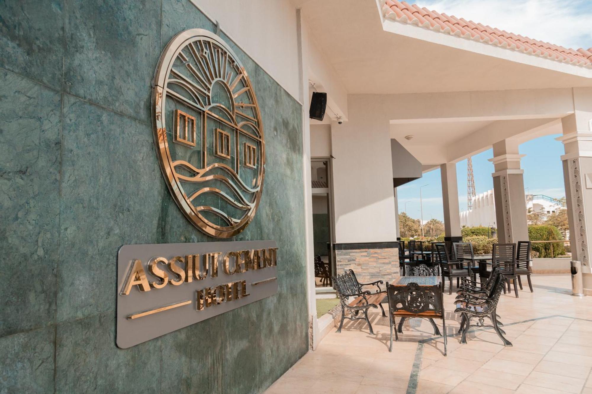 Assiut Cement Hotel Bagian luar foto