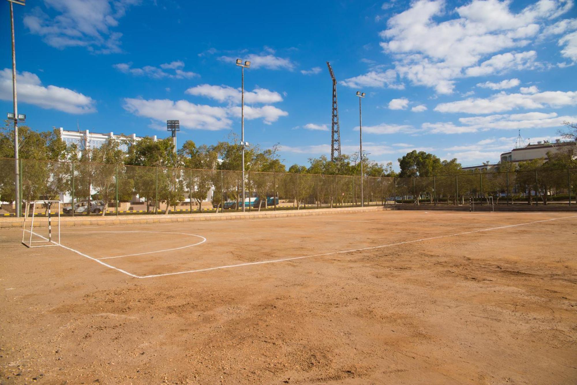 Assiut Cement Hotel Bagian luar foto